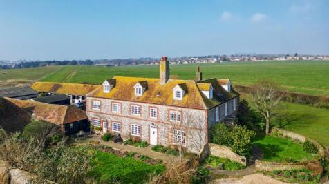 Peacehaven, East Sussex 7 bed equestrian property for sale