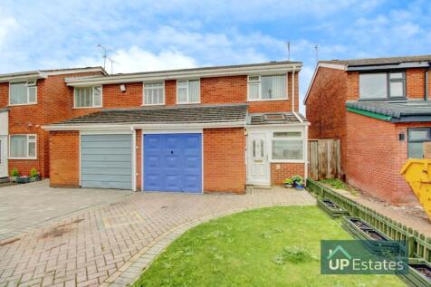 William Groubb Close, Ernesford... 3 bed end of terrace house for sale