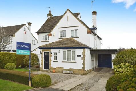 Southway, Guiseley, Leeds 3 bed detached house for sale