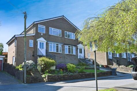 Greenacre Park Rise, Rawdon, Leeds 4 bed semi