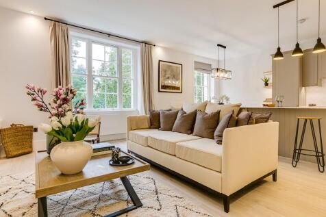 2 bedroom flat for sale