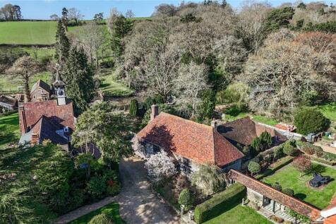 Snape Lane, Wadhurst 4 bed detached house for sale