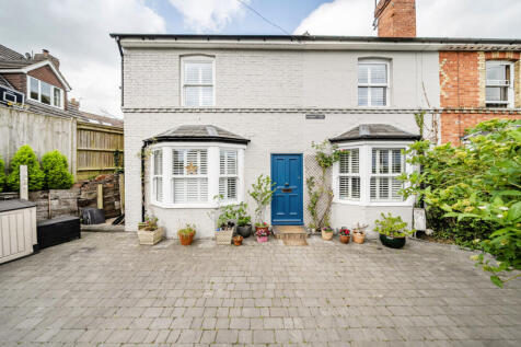 Somerset Villas, Corseley Road 4 bed semi