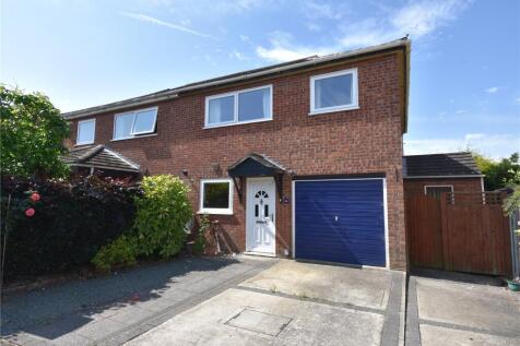 4 bedroom semi-detached house for sale