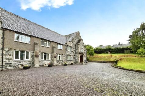 Strathpeffer, Highland IV14 5 bed detached house for sale