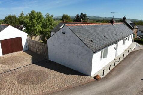 Bankend, Dumfries and Galloway DG1 4 bed bungalow for sale