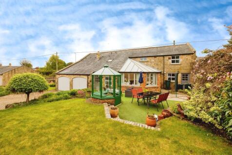 The Steadings, Ryton NE40 4 bed detached house for sale