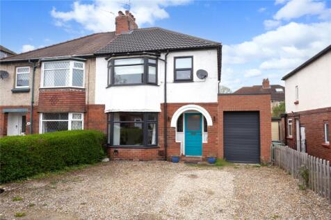 Moorgarth Avenue, North Yorkshire YO24 3 bed semi
