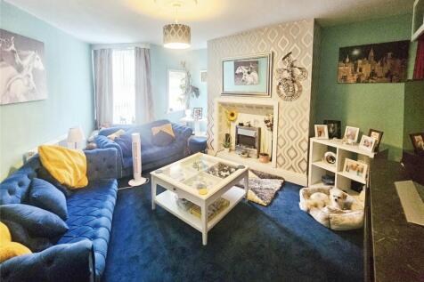 Market Street, Bury BL8 3 bed end of terrace house for sale