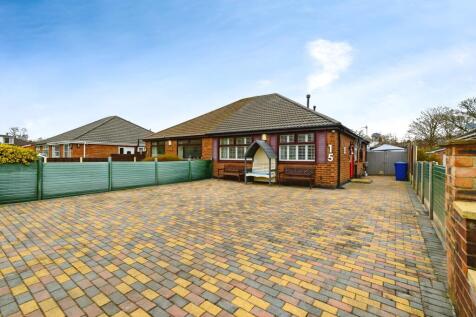 Lynmouth Close, Manchester M26 2 bed bungalow for sale