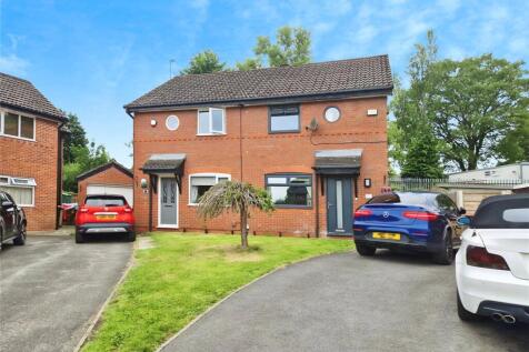 2 bedroom semi-detached house for sale