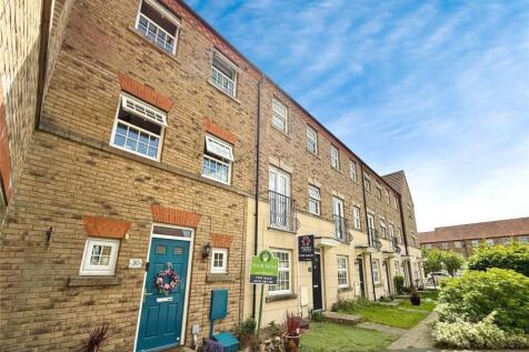 Squirrel Chase, Lincoln LN6 2 bed terraced house for sale