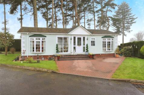 Holyhead Road, Wolverhampton WV7 2 bed detached house for sale