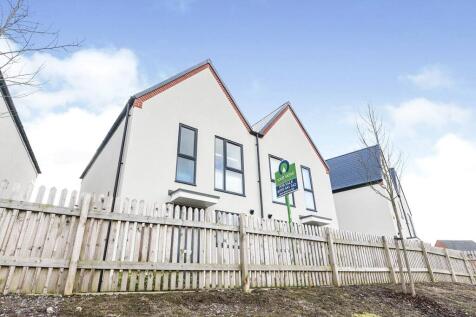 2 bedroom semi-detached house for sale