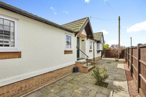 Greenacre Park, Swadlincote DE12 2 bed detached house for sale
