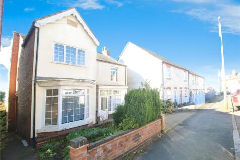 Albert Road, Leicestershire LE10 3 bed semi