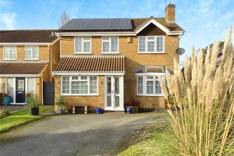 Salcombe Close, Warwickshire CV11 4 bed detached house for sale