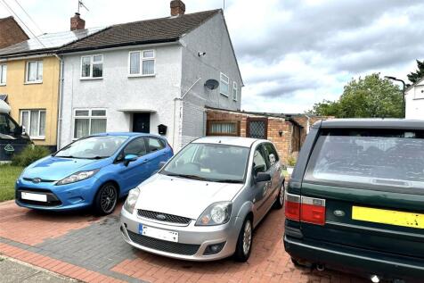 2 bedroom end of terrace house for sale
