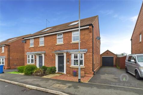 3 bedroom semi-detached house for sale