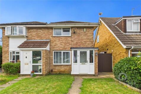 2 bedroom semi-detached house for sale