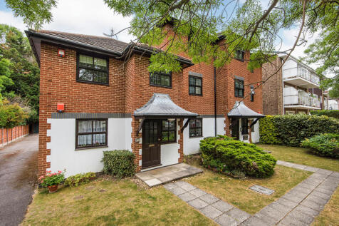 Stirling Court, Surbiton KT6 1 bed flat for sale