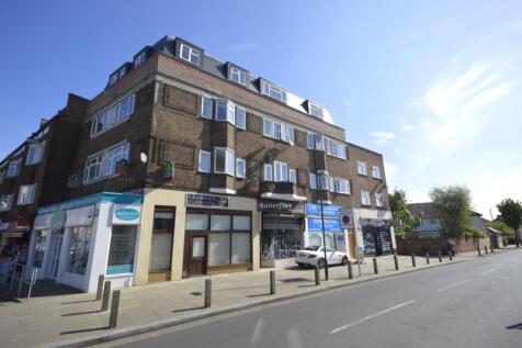 High Street, Twickenham TW2 2 bed flat for sale