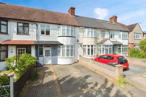 Priory Road, Hounslow TW3 3 bed terraced house for sale
