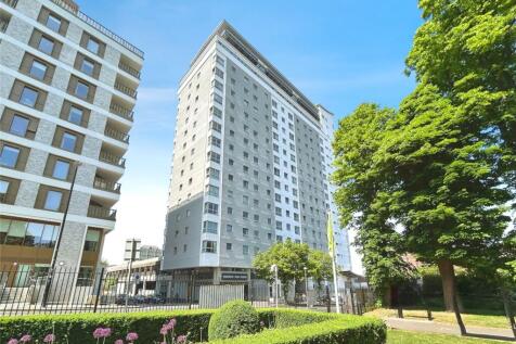 Throwley Way, Sutton SM1 2 bed flat for sale