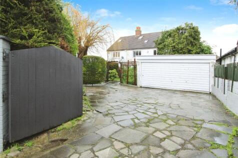 Gander Green Lane, Sutton SM3 5 bed semi