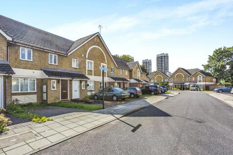 Farrow Lane, London SE14 3 bed terraced house for sale