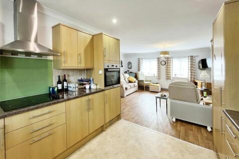 1 bedroom flat for sale