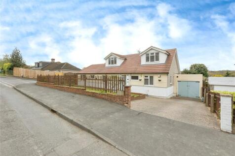 Pescot Avenue, Longfield DA3 5 bed bungalow for sale