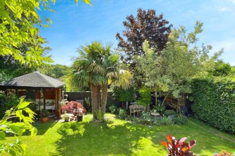 Briars Way, Kent DA3 4 bed detached house for sale