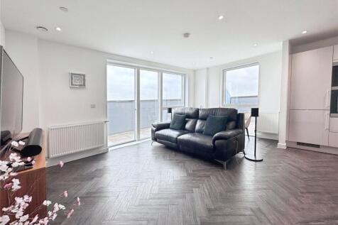 Regal Walk, Bexleyheath DA6 2 bed flat for sale