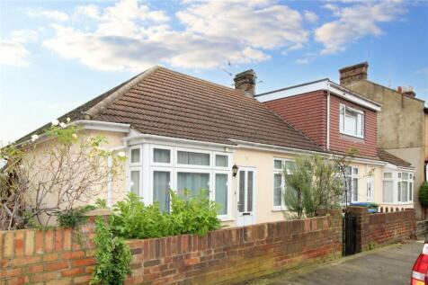 Methuen Road, Belvedere DA17 3 bed bungalow for sale