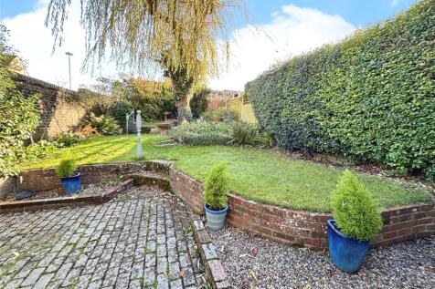 Oaten Hill, Kent CT1 3 bed end of terrace house for sale