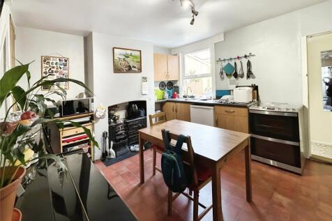 Melville Road, Kent ME15 3 bed terraced house for sale