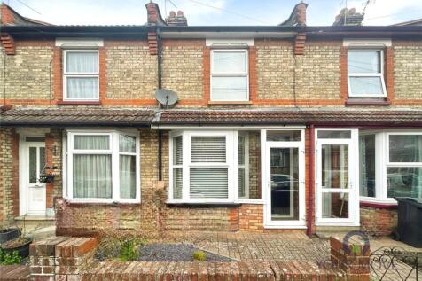 Beaconsfield Road, Kent ME15 2 bed terraced house for sale