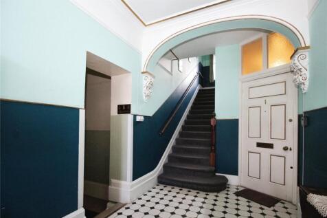 Walmer Castle Road, Deal CT14 3 bed flat for sale