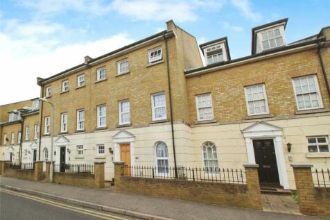 4 bedroom terraced house for sale