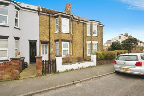 Downs Road, Deal CT14 3 bed terraced house for sale