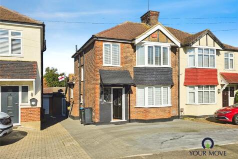 4 bedroom semi-detached house for sale