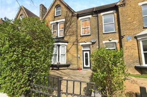 Railway Street, Kent ME7 1 bed flat for sale
