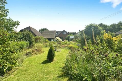 Bull Lane, Newington ME9 4 bed detached house for sale
