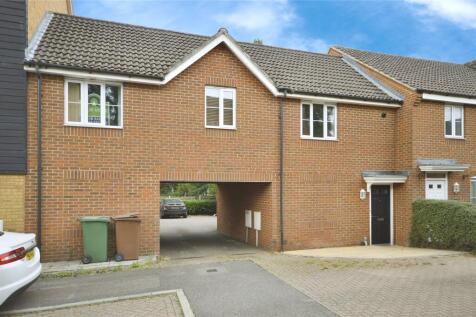 Searchlight Heights, Rochester ME3 2 bed flat for sale