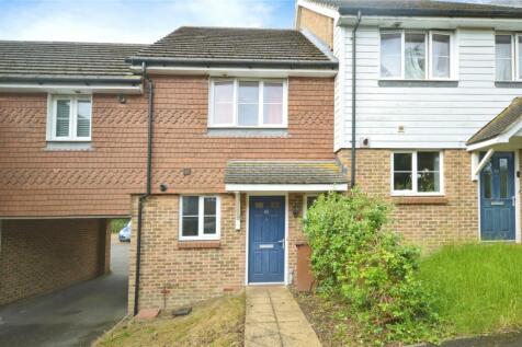 Summerson Close, Kent ME1 2 bed end of terrace house for sale