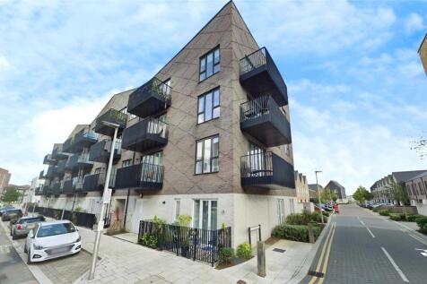 1 bedroom flat for sale