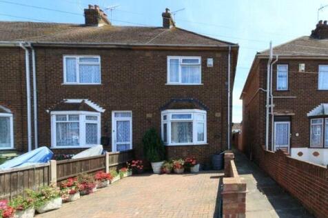 Cecil Avenue, Kent ME12 2 bed end of terrace house for sale