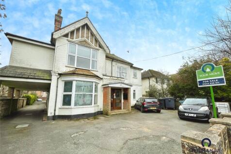 Ellasdale Road, West Sussex PO21 1 bed flat for sale