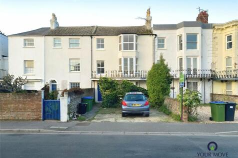 West Street, West Sussex PO21 3 bed terraced house for sale